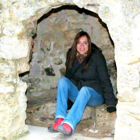 Meet your Posher, Diane - Picture 1 of 1